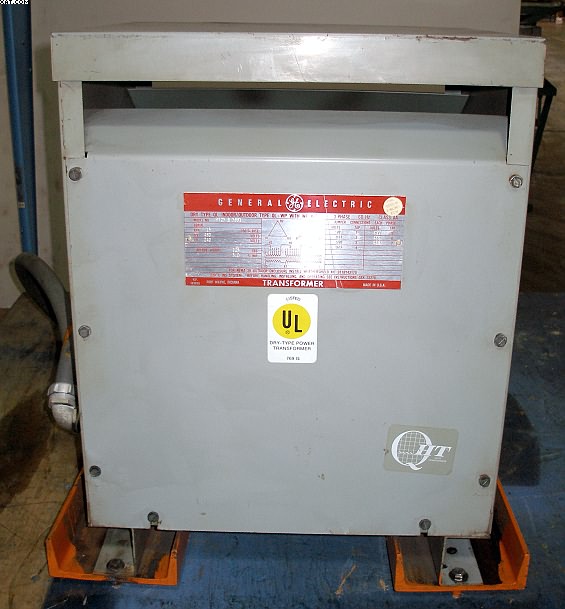 GENERAL ELECTRIC Step Down Transformer, 15 kva, 480-240v,